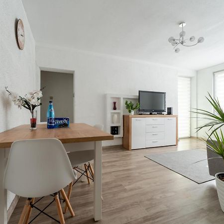 Apartament Gold - 2 Osobne Sypialnie Z Balkonem - Spaceapart Jelenia Góra Eksteriør bilde