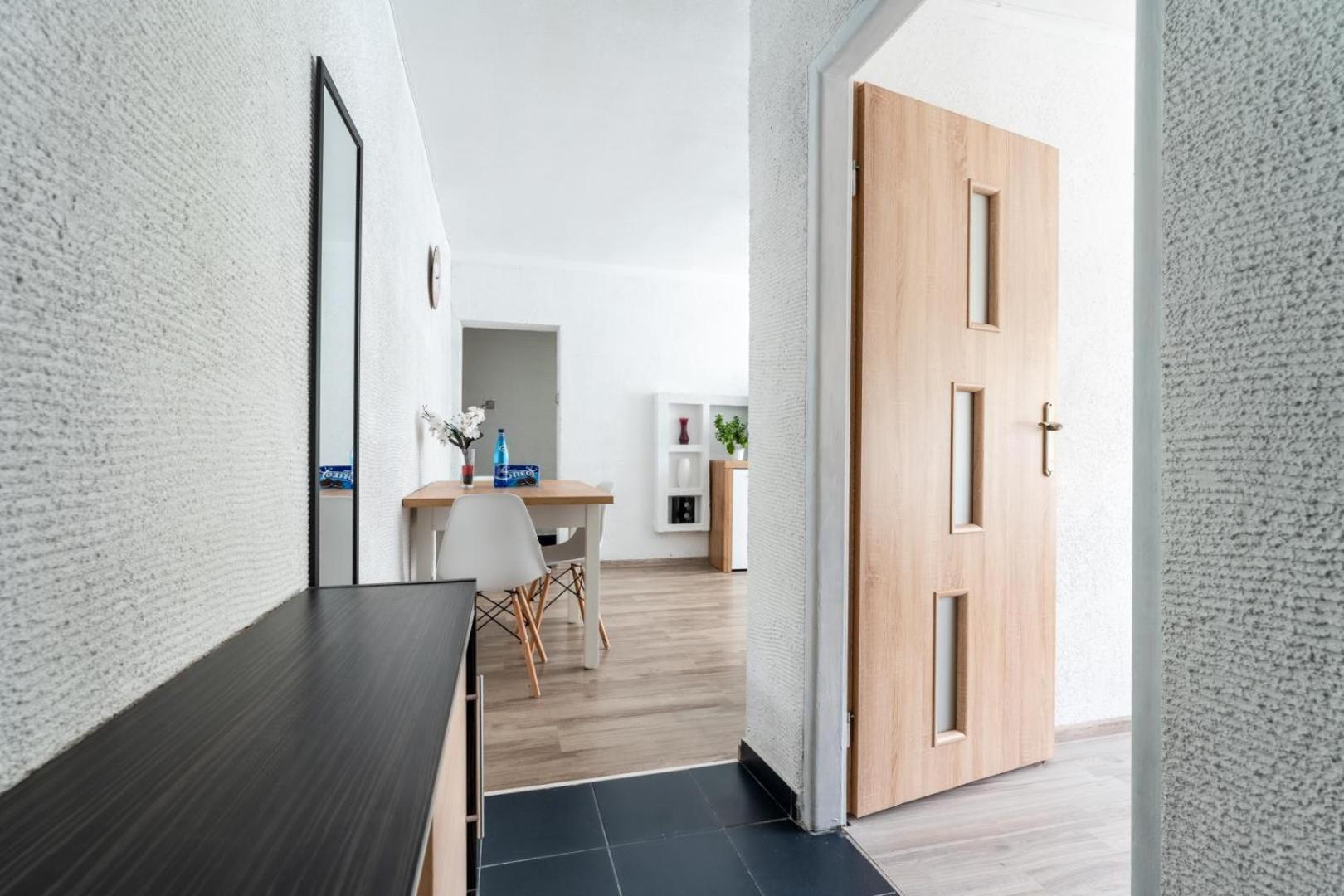 Apartament Gold - 2 Osobne Sypialnie Z Balkonem - Spaceapart Jelenia Góra Eksteriør bilde